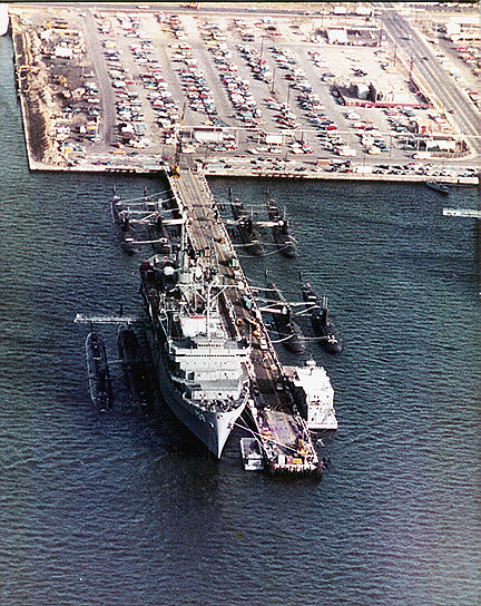 USS LAND AS-39 at the D & S pier, Norfolk 